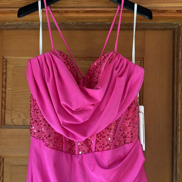 NWT Mermaid Cowl Neck Sweep Train Jersey Prom Dress with Pleated Sequins Split - Picture 9 of 16